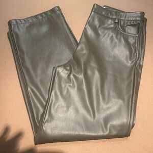 Boutique Shoplabeye  Faux Leather Pants NWOT